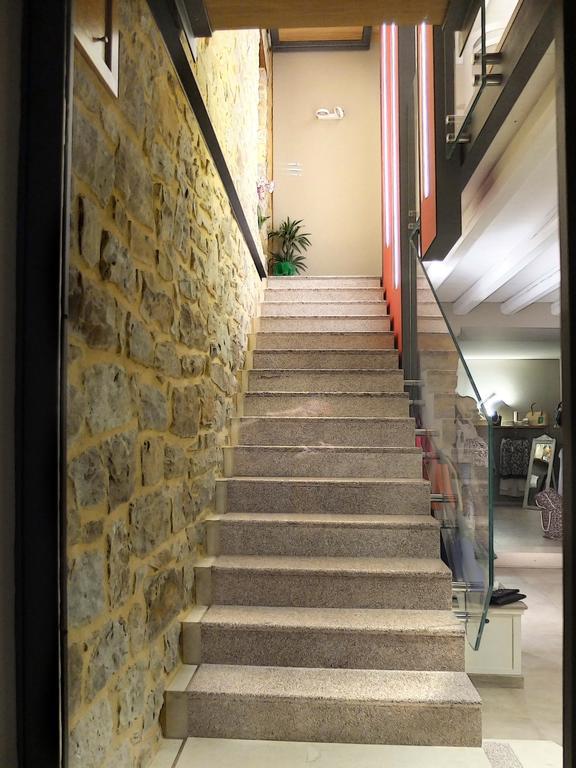 Notti O' Tunn Luxury Rooms In Centro Geraci Siculo Exterior foto